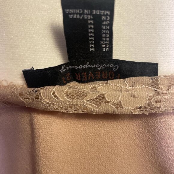 Forever 21 Contemporary Dusty Pink Lace Trim Cami Top Spaghetti Strap - Picture 2 of 5